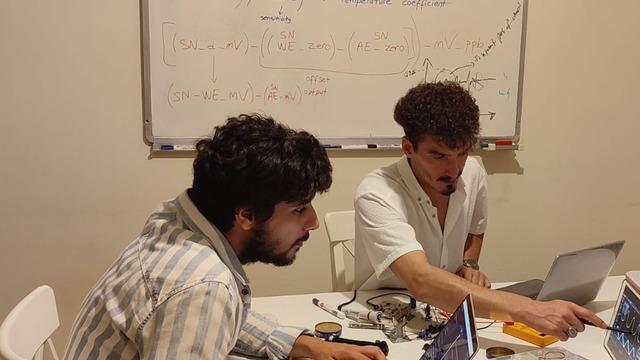 Mühendislik öğrencilerinden Hava Kalitesi İzleme Cihazı