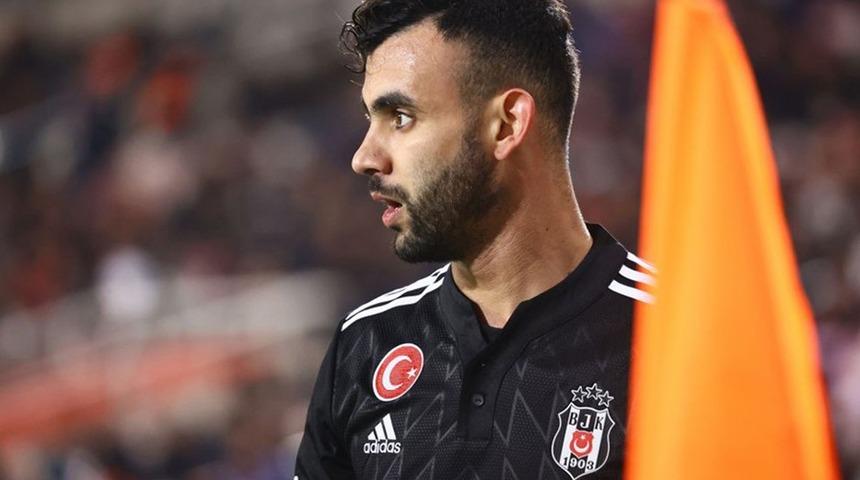 Son dakika: Beşiktaşlı yıldız Rachid Ghezzal'ın oğlu ve kayınvalidesi trafik kazası geçirdi! Cezayirli futbolcu apar topar Fransa'ya gitti...