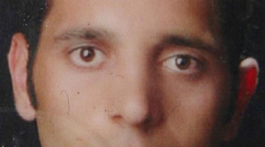 Sigara i&ccedil;erken camdan d&uuml;ş&uuml;p &ouml;ld&uuml;