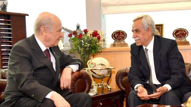 Bahçeli'den, usta sanatçı Cahit Seyhanlı için başsağlığı mesajı