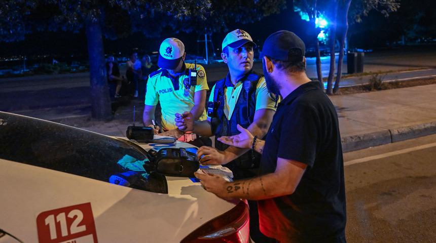 Kadıköy'de radarlı hız denetimi yapıldı