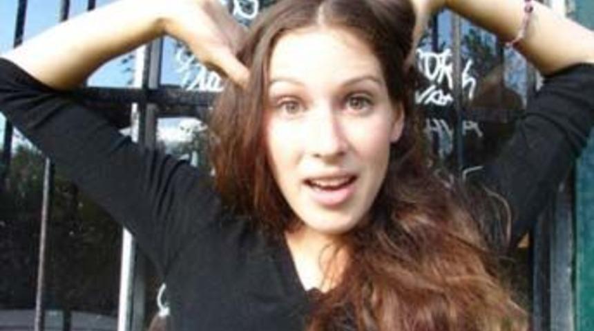 Victoria's Secret'in bir mankeni daha &ouml;l&uuml; bulundu