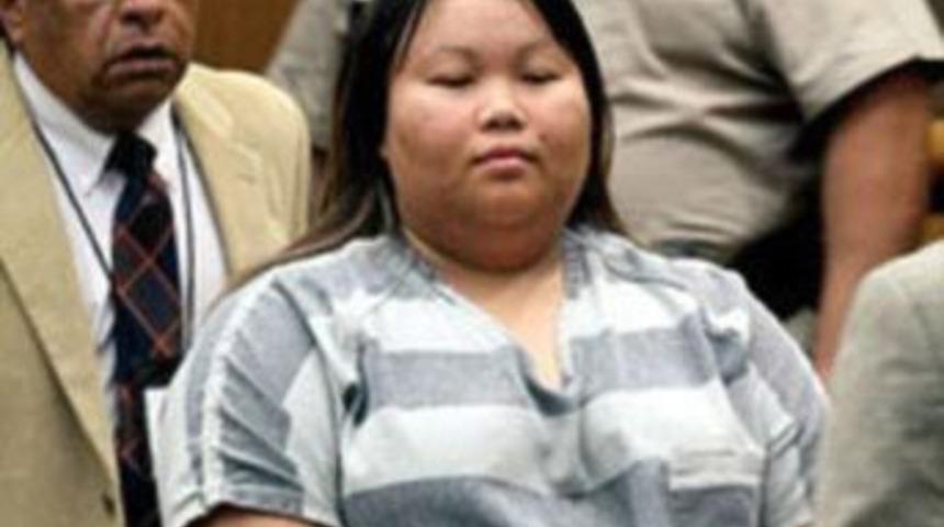 Karnını kesip bebeğini &ccedil;aldı