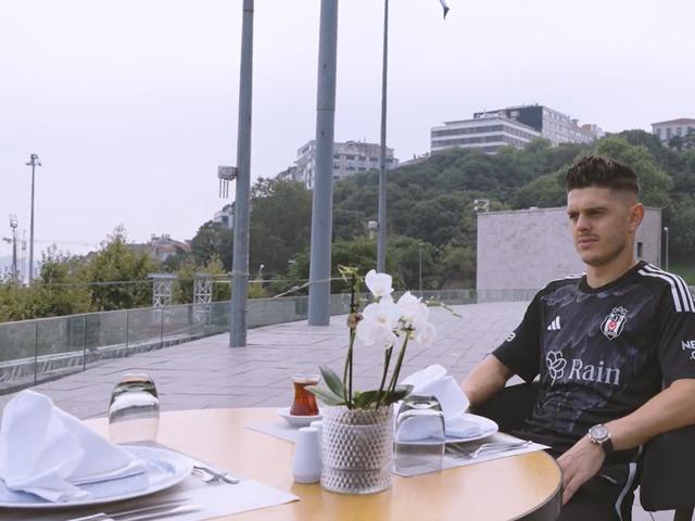Beşiktaş'ın yeni transferi Rashica'nın duyuru videosunda kimsenin fark etmediği detay!