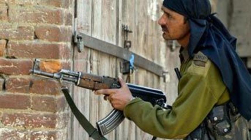 Sri Lanka'daki &ccedil;atışmalarda 25 &ouml;l&uuml;