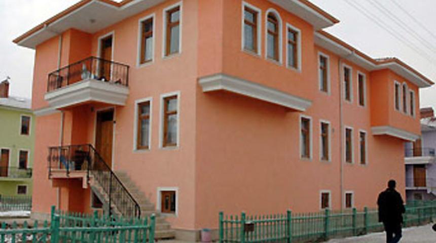 '&Ccedil;ocuklara El Kaide eğitimi' iddiası