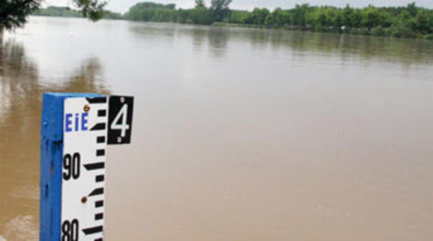 Meri&ccedil; ve Tunca'da taşkın uyarısı