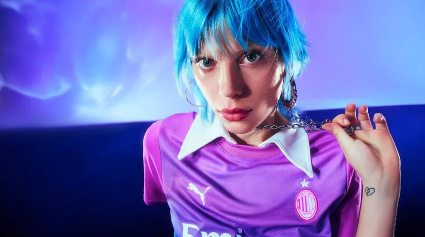 Milan'ın yeni sezon formasında ilginç renk tercihi!