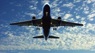 Havada panik dolu anlar! Kaptan pilot lavaboda hayatını kaybetti, yolcuların yüreği ağzına geldi