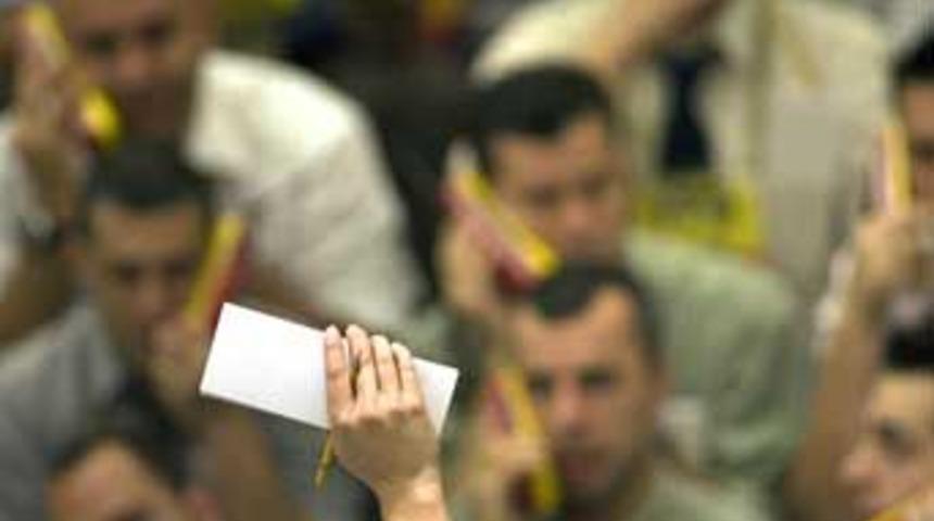 Piyasaların tansiyonu yine y&uuml;kseldi, işte son durum