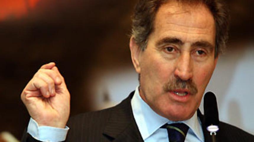 G&uuml;nay: Dink suikastı demokrasiye tuzak