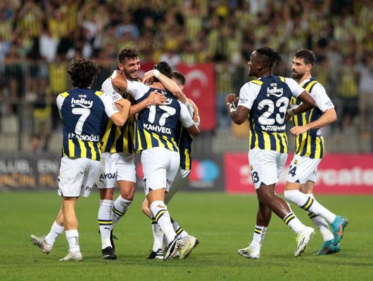 Olaylı maçta F.Bahçe rakibine gol oldu yağdı! Play-off'taki rakip belli oldu