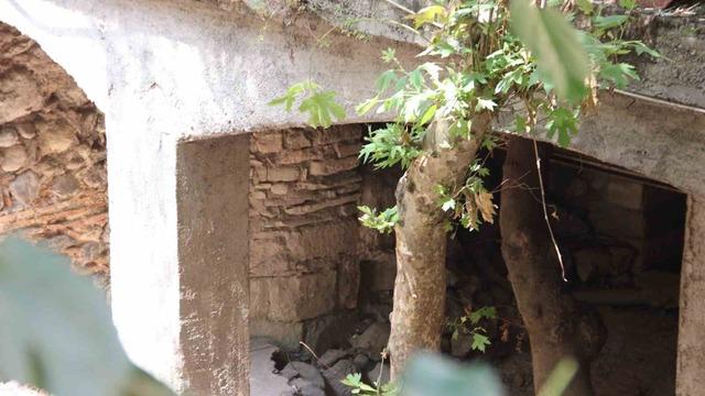 Manisa’nın tarihi köprüleri beton altında kaldı