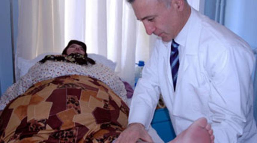 200 kiloluk kadının g&ouml;z yaşartan dramı