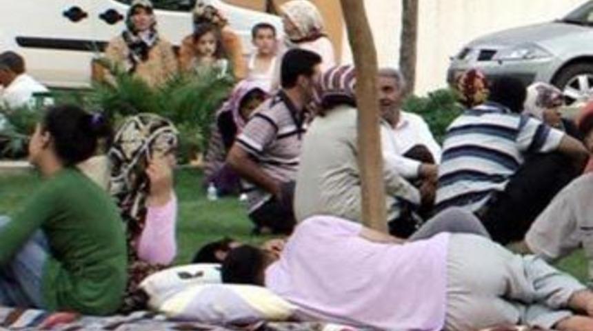 Depremde fenalık ge&ccedil;iren 5 kişi hastaneye kaldırıldı