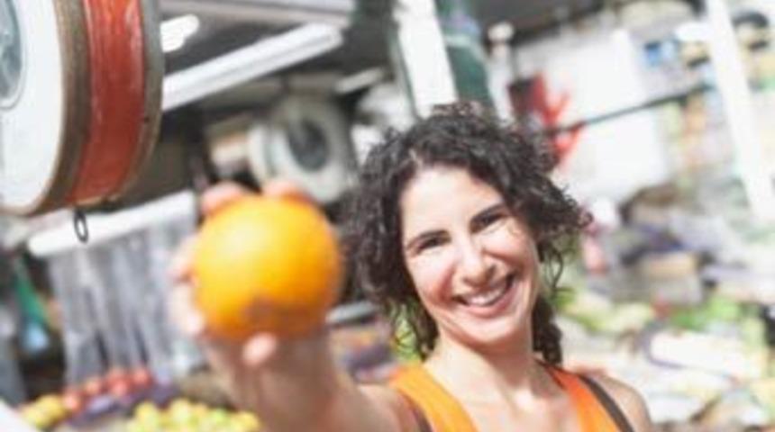 Gebelik d&ouml;neminde bol portakal suyu i&ccedil;in