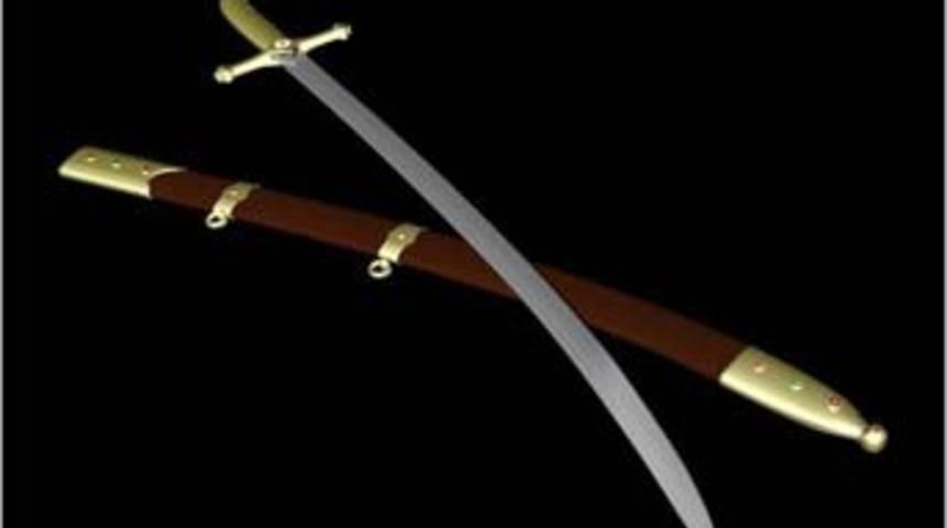 Annesine kılı&ccedil;la saldırdı