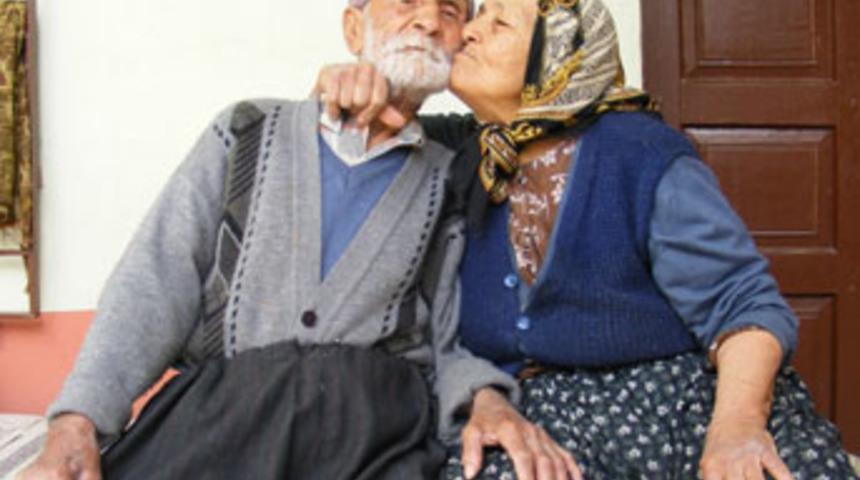 Aşkları var, paraları yok