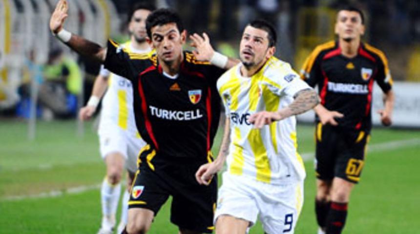 Yazarlar Fener-Kayseri ma&ccedil;ı i&ccedil;in ne dedi?