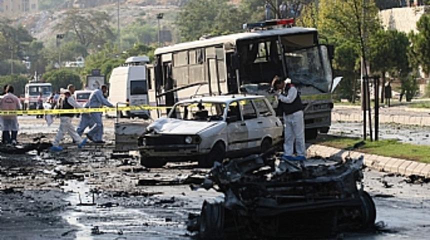 İzmir'de yakalanan bombacı tutuklandı 