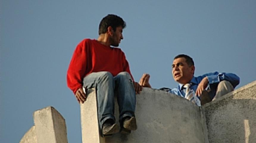 Sevgilisi tarafından terk edilen gen&ccedil;ten intihar girişimi