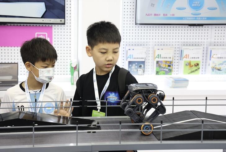 Makinelerin yükselişi! İşte Çin'de düzenlenen 2023 Dünya Robot Konferansı'ndan çarpıcı kareler... G3