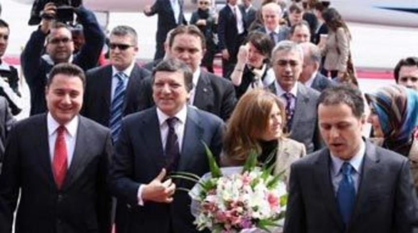 Barroso'ya nutuk hediye edildi