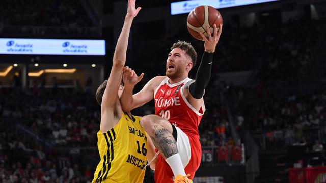 A Milli Erkek Basketbol Takımı, FIBA Olimpiyat Ön Eleme Turnuvası'nda finalde