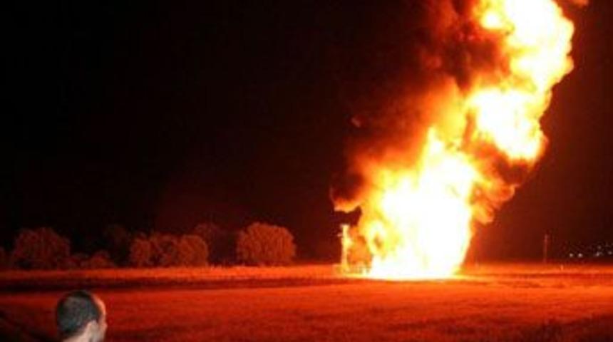 Boru hattındaki yangın kontrol altında