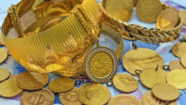 Altın fiyatlarında muhteşem geri dönüş! Yatırımcılar o saate odaklandı: ABD enflasyon verisi açıklanıyor