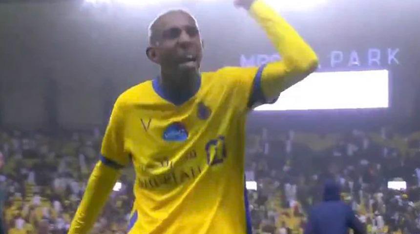 Talisca'dan olay yaratan hareket! Al Nassr taraftarıyla ipleri koparttı! ''Türkiye'ye gönderin''