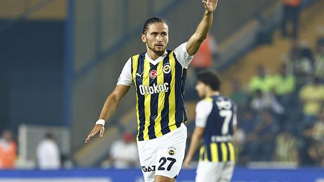 Fenerbahçe'de Arda Güler'in ardından taraftarın sevdiği bir isim daha takımdan ayrılmak üzere!