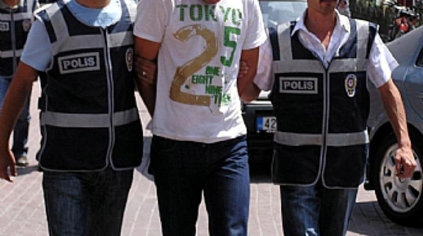 Hırsızı "Tokyo 25" yazan tiş&ouml;rt&uuml; yakalattı