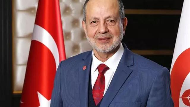 'Niyetim dörde kadar gitmekti' Bir dönem üç eşi olduğunu söyleyen Yeniden Refah Partili Ali Yüksel'den gündem yaratan sözler 'Tek evliliğe kadınları mecbur etme oyunu var'