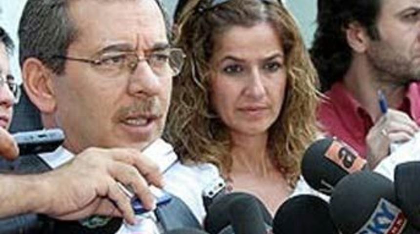 Şener'den h&uuml;k&uuml;mete eleştiri