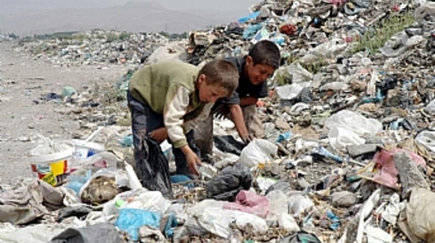 Sabah okul, &ouml;ğleden sonra &ccedil;&ouml;pl&uuml;k