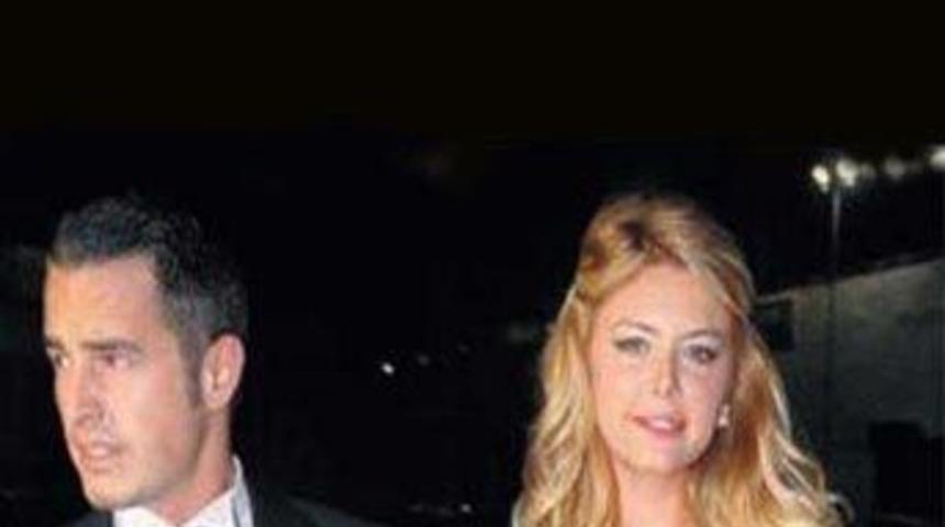 Aysun Kayacı sevgilisiyle yakalandı