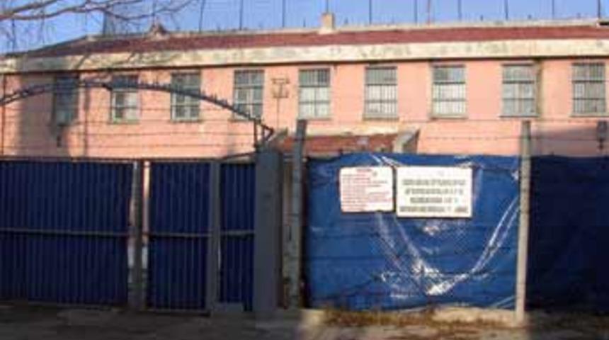 Erdil Paşa cezaevine d&ouml;nd&uuml;