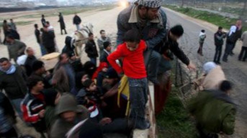 Mısır'a Filistinli akını devam ediyor