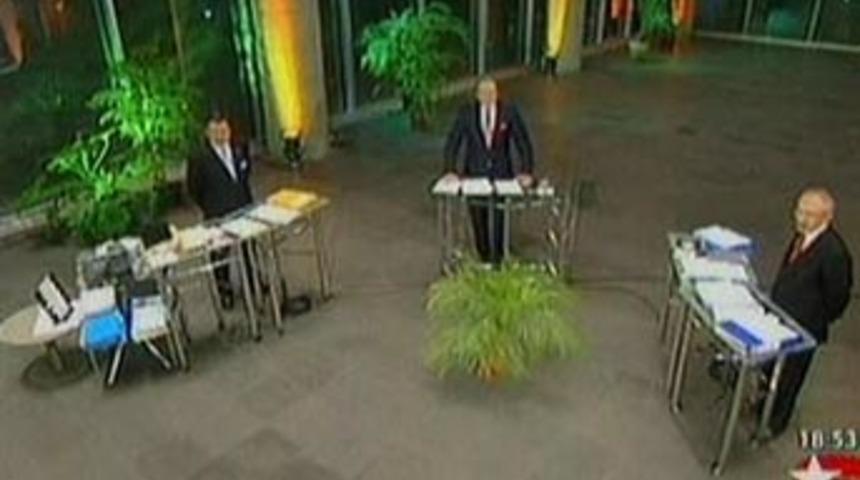 D&uuml;ello devam ediyor