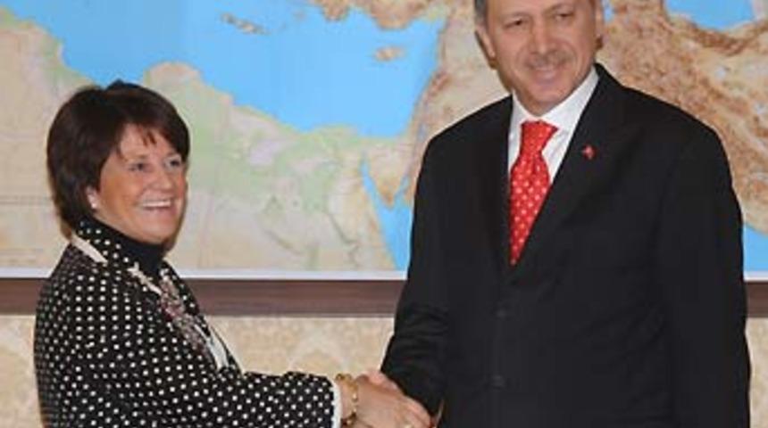 Başbakan Erdoğan'dan 301 s&ouml;z&uuml;