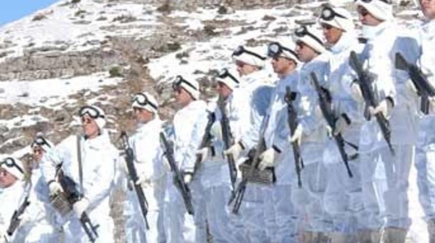 Kuzey Irak'a giden ilk birlik geri d&ouml;nd&uuml;