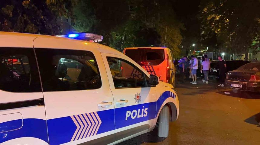 Evde palayla 2 kişiye saldırdı! Diyarbakır'da gece saatlerinde dehşet: Oracıkta can verdi