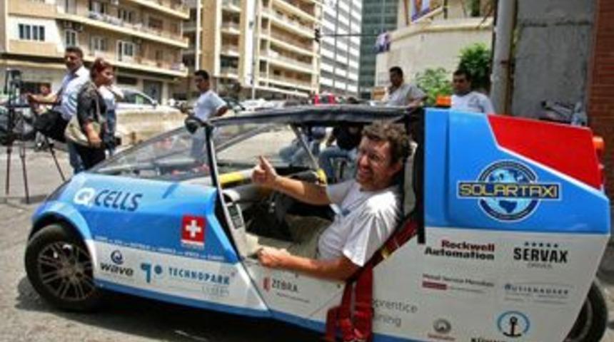 Tek bir damla petrol harcamadan d&uuml;nyayı dolaştı