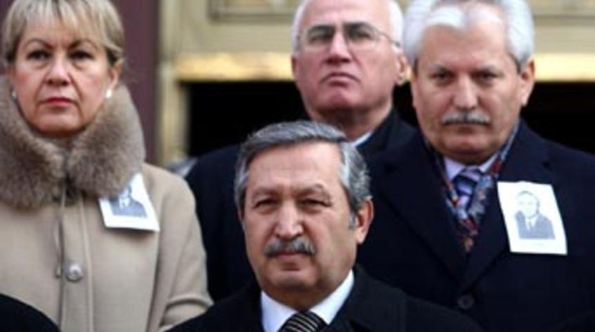 Ger&ccedil;eker: Herşey hukuka uygun olsun