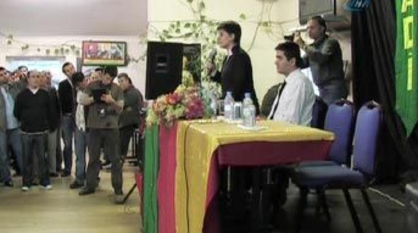 Londra'da Öcalan sloganları