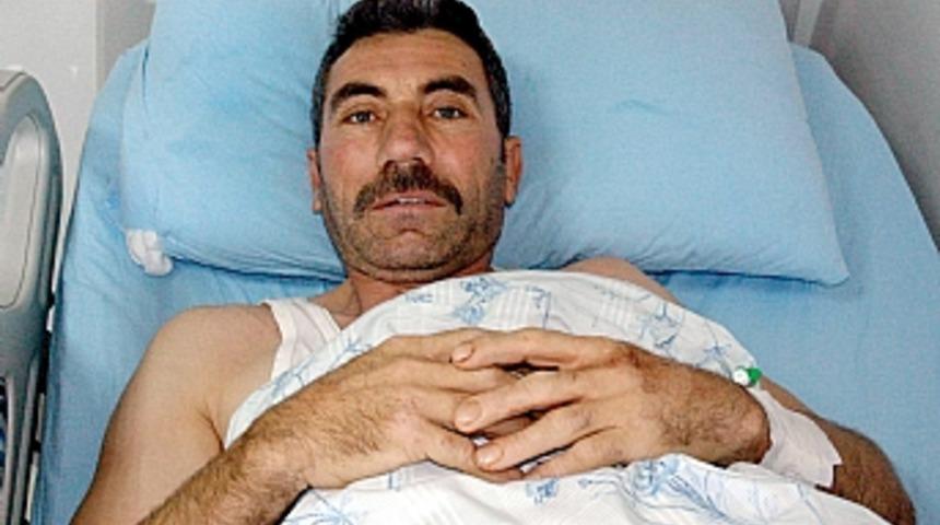 B&ouml;breğinden avu&ccedil; dolusu taş &ccedil;ıktı 