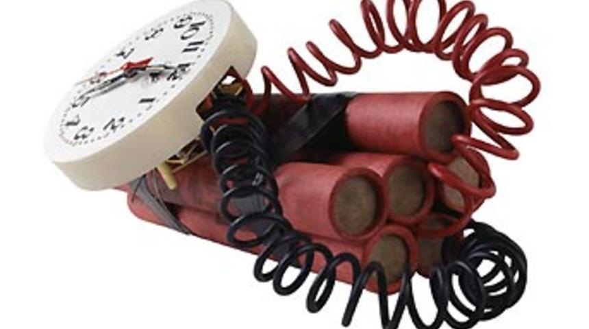 Emekli Astsubaylar Derneği'ne bombalı saldırı