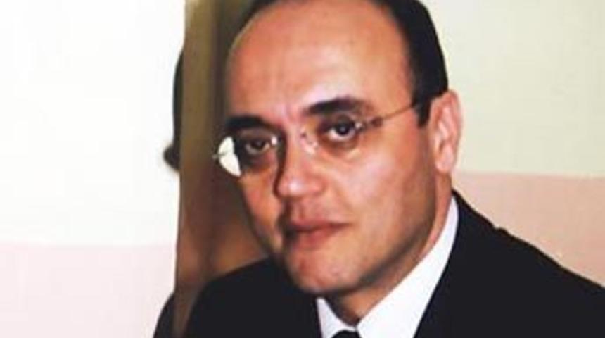 Yeni rekt&ouml;rden t&uuml;rban yorumu