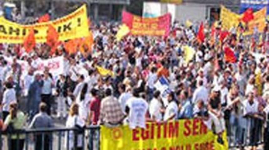 Binlerce sendikalı işsiz kaldı